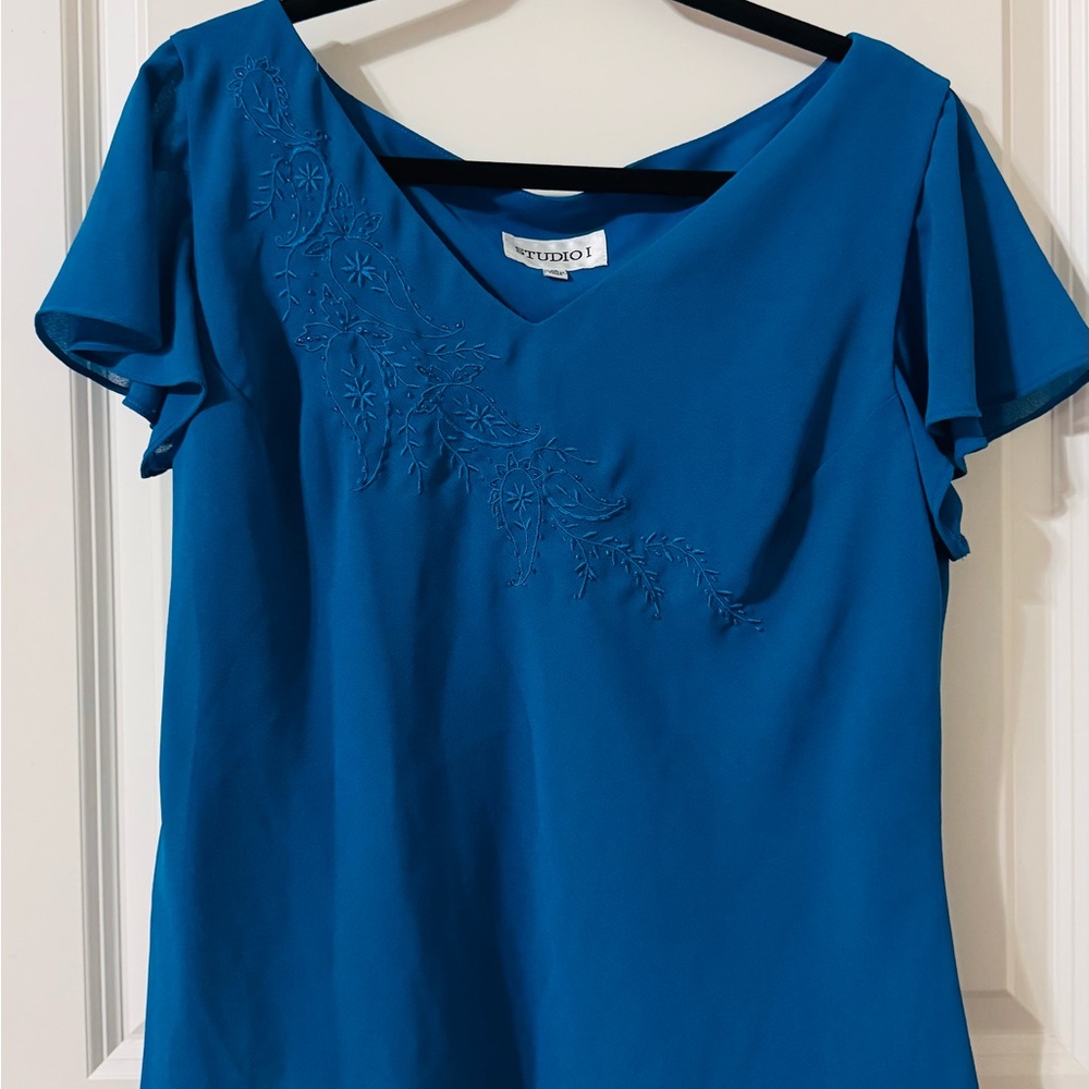 Studio I Blue Short Sleeve Blouse

Ptp - 22 
Length - 24
Measurements in inches